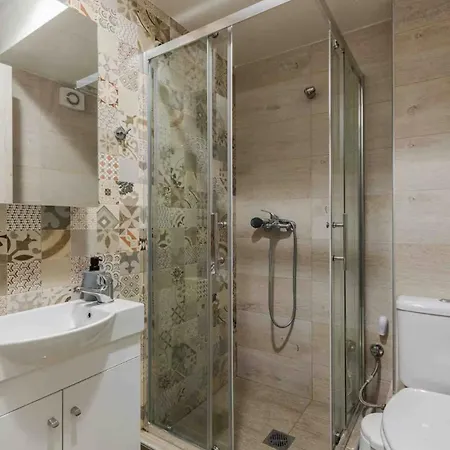 Ladadika Urban #13 *